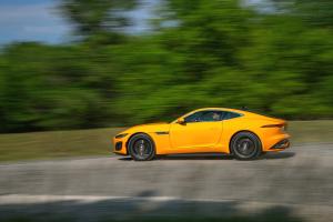 Jaguar F-Type R Coupe 2020 года  (NA)